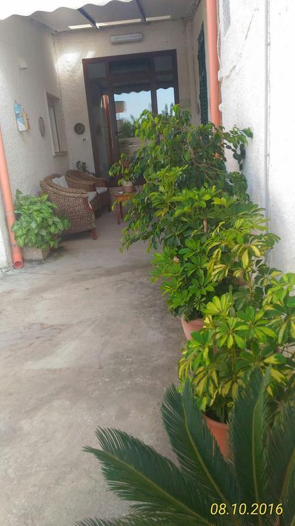 La Casa Di Azzurra Parrinello Exterior foto